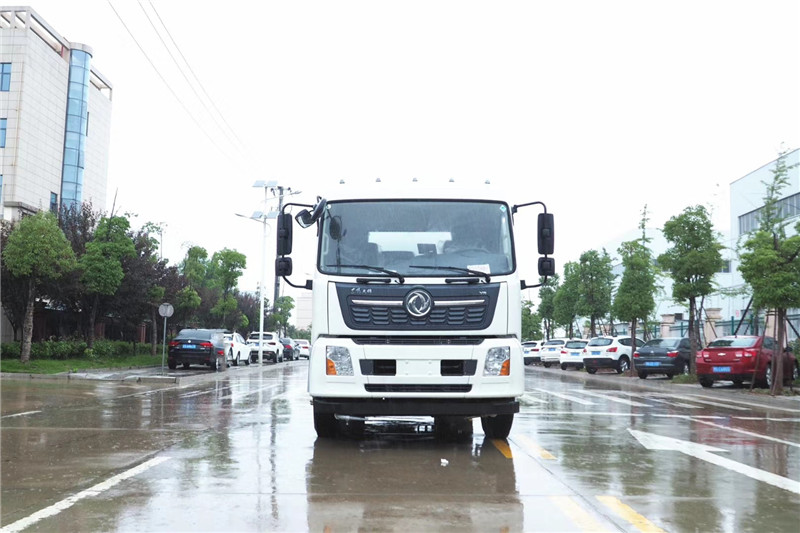 東風(fēng)天龍后八輪20噸噴霧車，國(guó)六綠化噴灑車