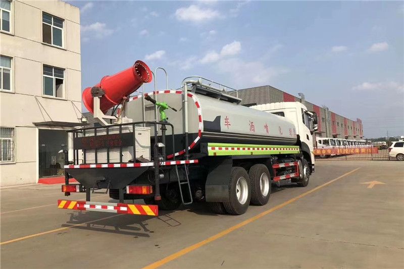 東風(fēng)天龍后八輪20噸噴霧車，國(guó)六綠化噴灑車