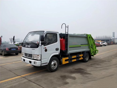 5方 地庫(kù)專(zhuān)用東風(fēng)D6 壓縮垃圾車(chē)