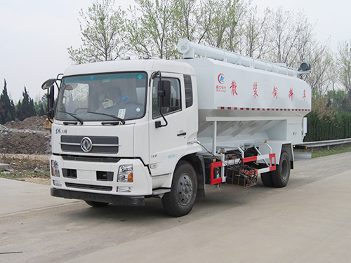散裝飼料運(yùn)輸車(chē)